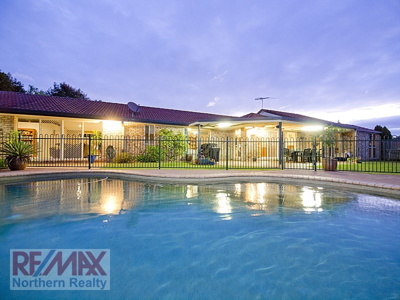 6 Boree Court, Albany Creek QLD 4035