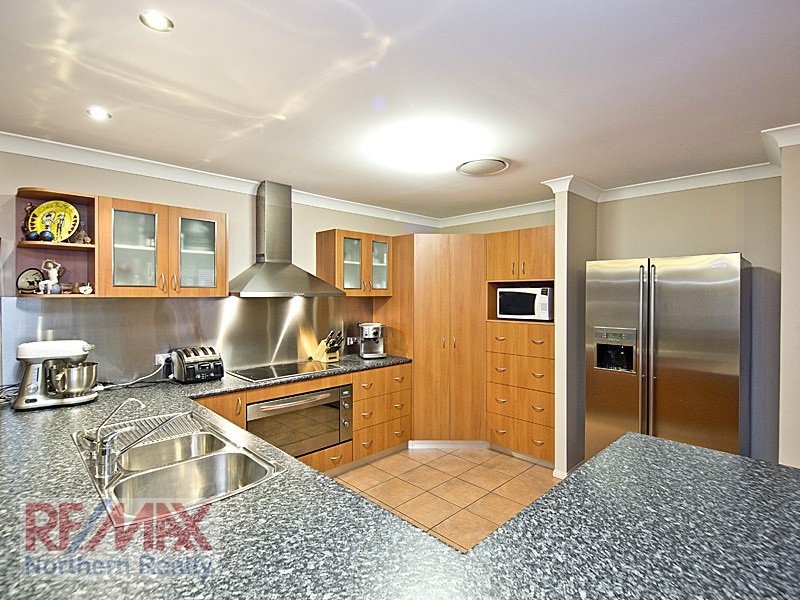 6 Boree Court, Albany Creek QLD 4035