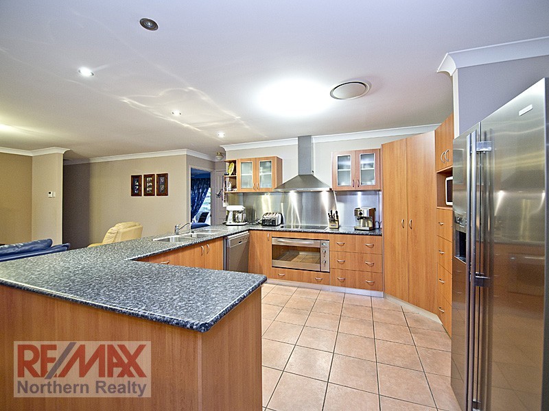 6 Boree Court, Albany Creek QLD 4035