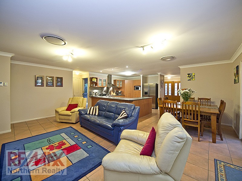 6 Boree Court, Albany Creek QLD 4035