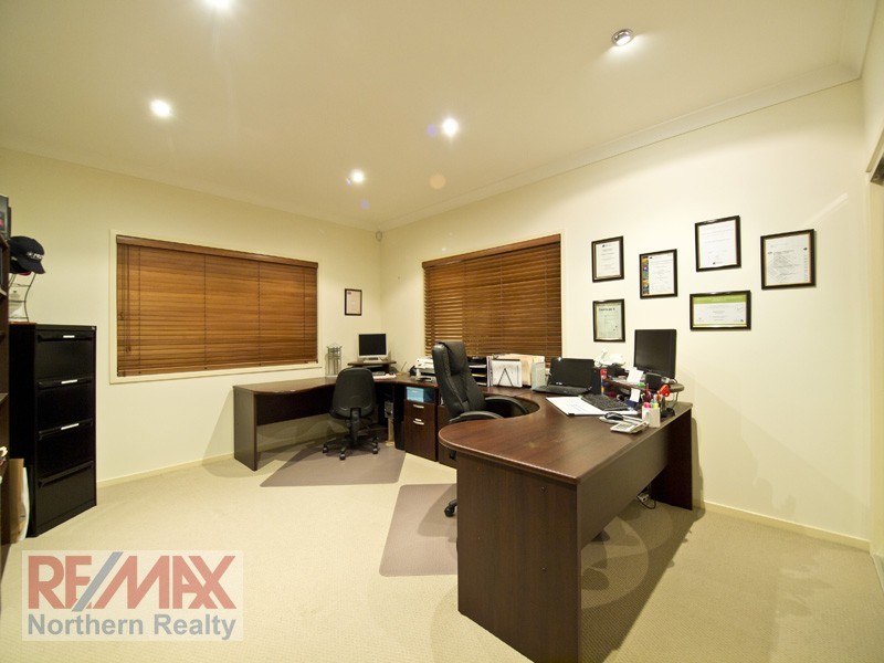 9 Jubilee Court, Eatons Hill QLD 4037