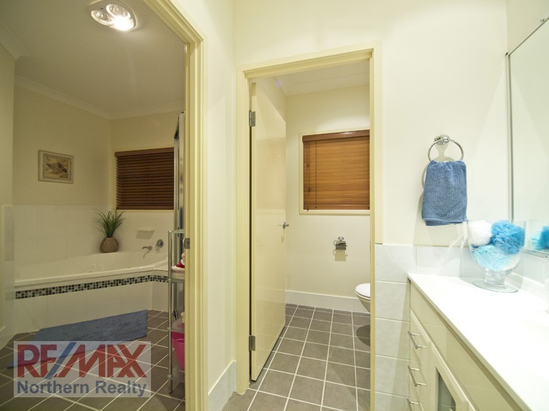 9 Jubilee Court, Eatons Hill QLD 4037