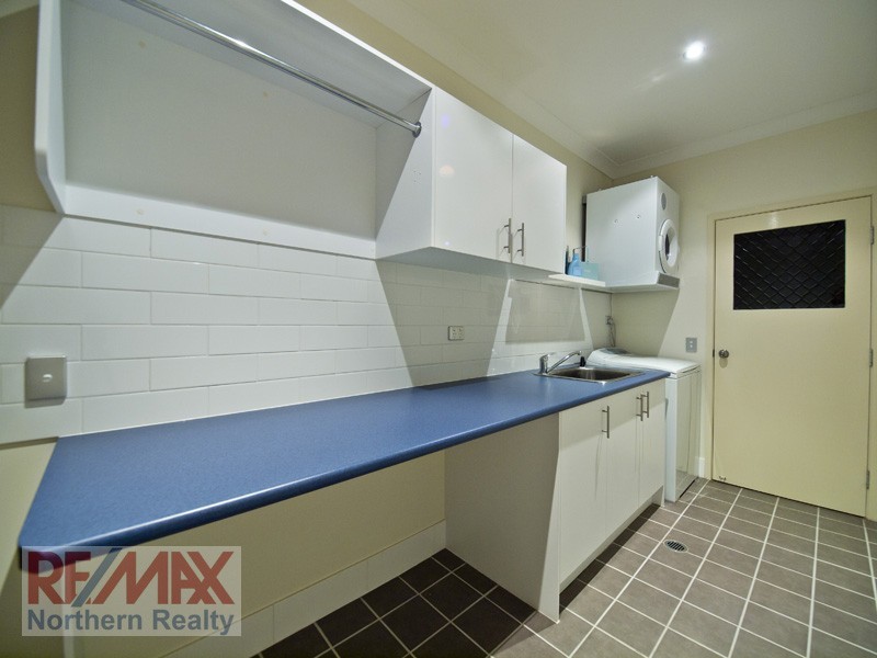 9 Jubilee Court, Eatons Hill QLD 4037