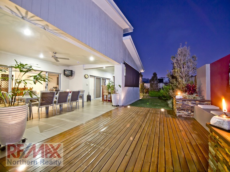 2 REACH PLACE, Eatons Hill QLD 4037