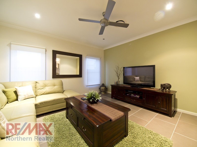 2 REACH PLACE, Eatons Hill QLD 4037