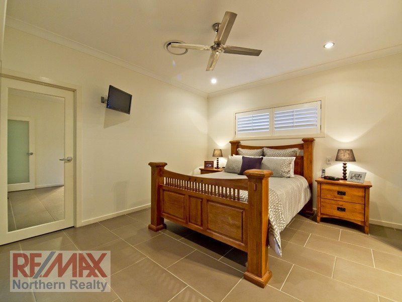 2 REACH PLACE, Eatons Hill QLD 4037