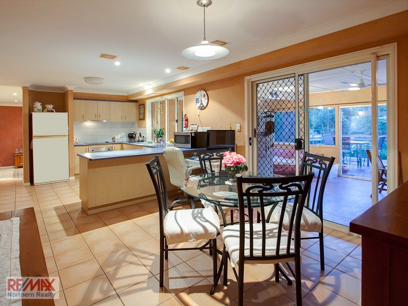 16 Mindi Court, Cashmere QLD 4500