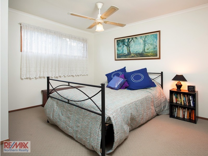 10 Spotted Gum Lane, Cashmere QLD 4500