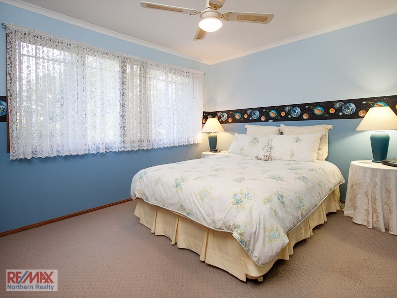 10 Spotted Gum Lane, Cashmere QLD 4500