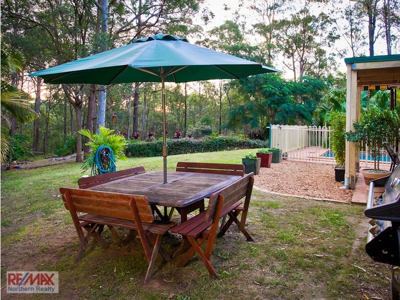 10 Spotted Gum Lane, Cashmere QLD 4500