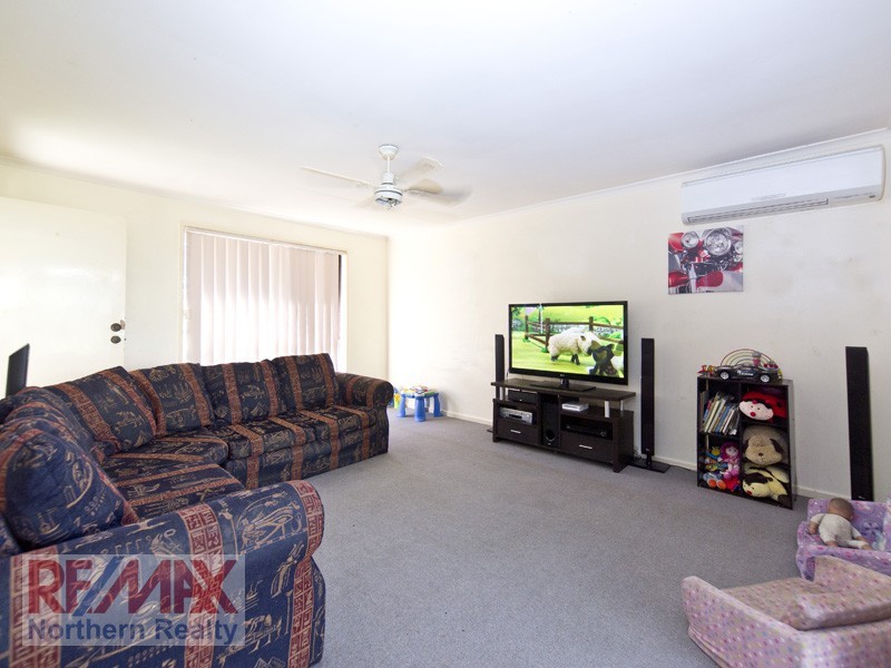 102 Faheys Road West, Albany Creek QLD 4035