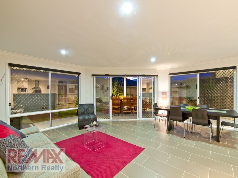 6 Carrybridge Ct, Warner QLD 4500