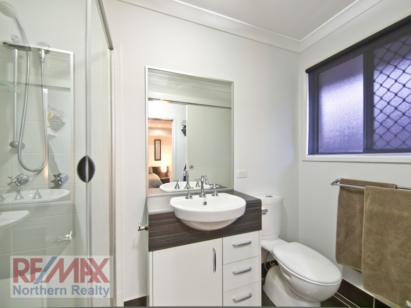 6 Carrybridge Ct, Warner QLD 4500