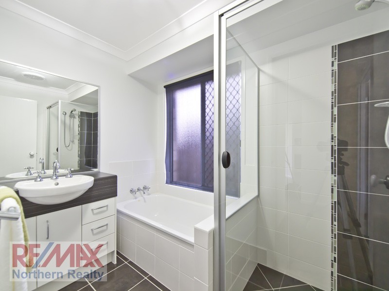 6 Carrybridge Ct, Warner QLD 4500