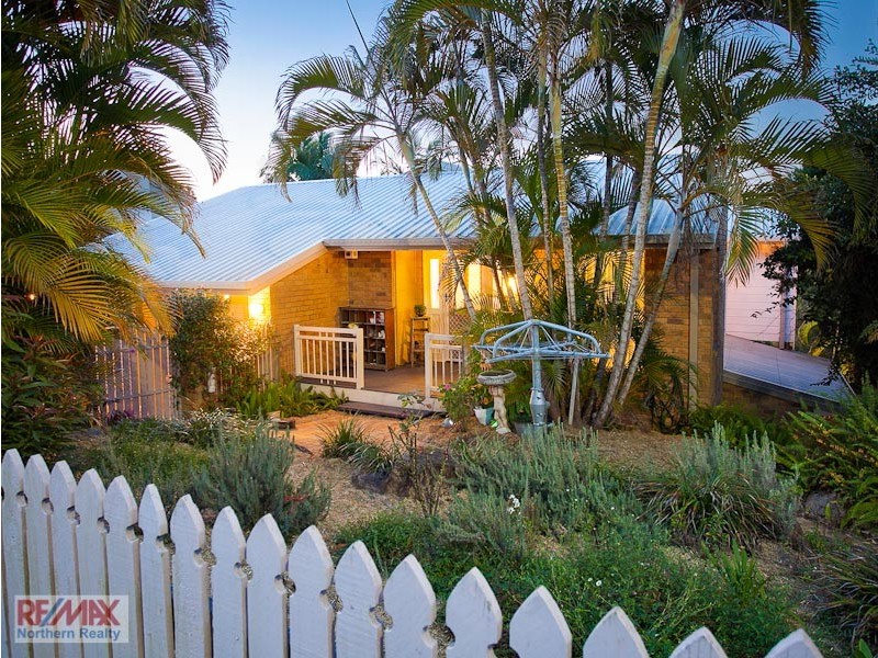 40 Leatherwood Drive, Arana Hills QLD 4054