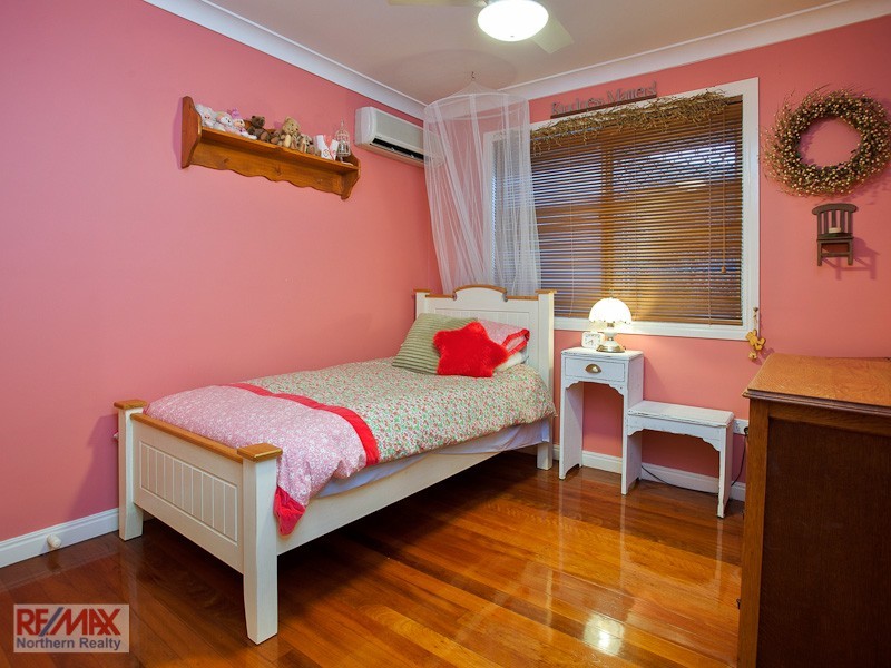 40 Leatherwood Drive, Arana Hills QLD 4054