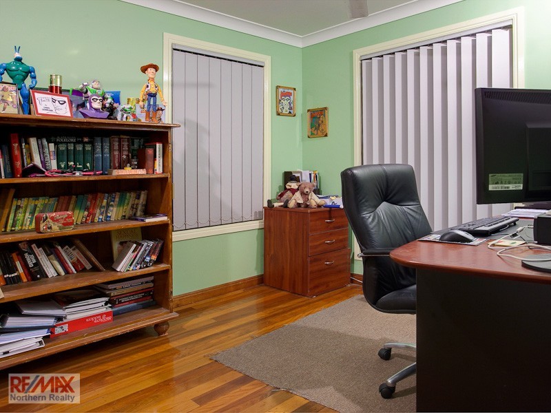 40 Leatherwood Drive, Arana Hills QLD 4054