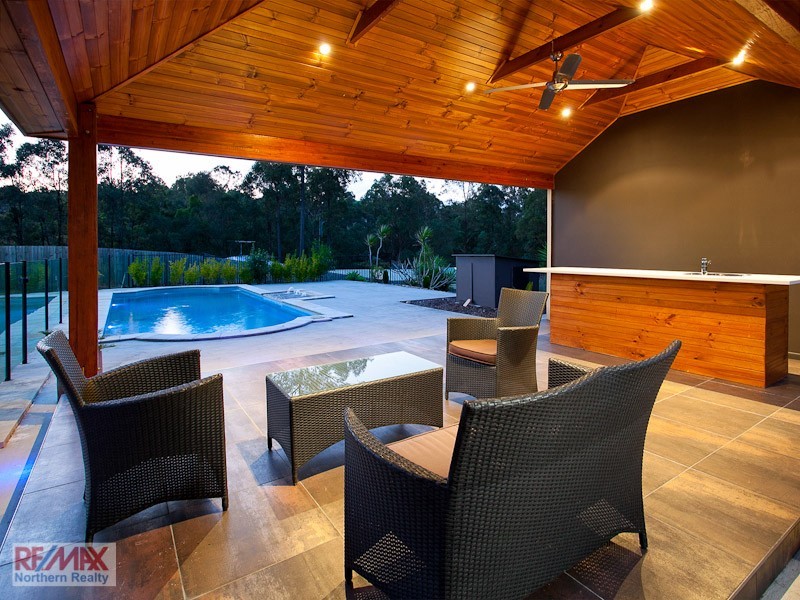 129 Corvus Drive, Cashmere QLD 4500