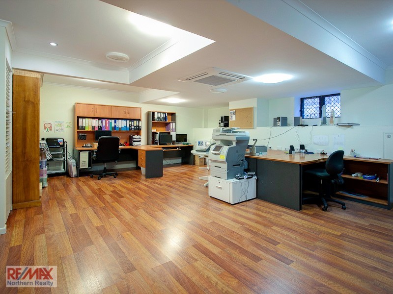 129 Corvus Drive, Cashmere QLD 4500