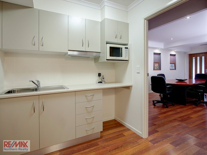 129 Corvus Drive, Cashmere QLD 4500