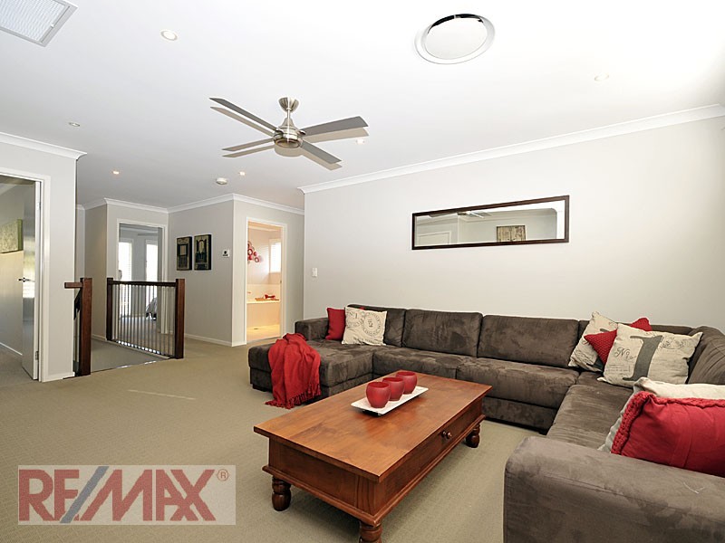 21 Brigadoon Cres, Eatons Hill QLD 4037