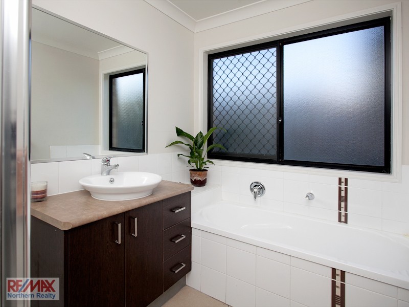 4 Boston Court, Bray Park QLD 4500