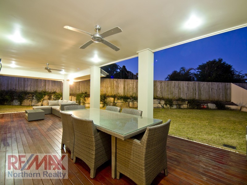 12 Buttonwood Close, Albany Creek QLD 4035