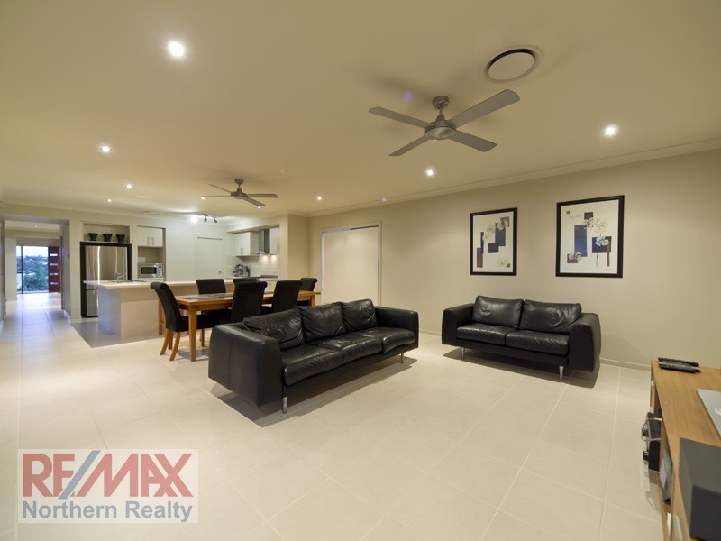 12 Buttonwood Close, Albany Creek QLD 4035