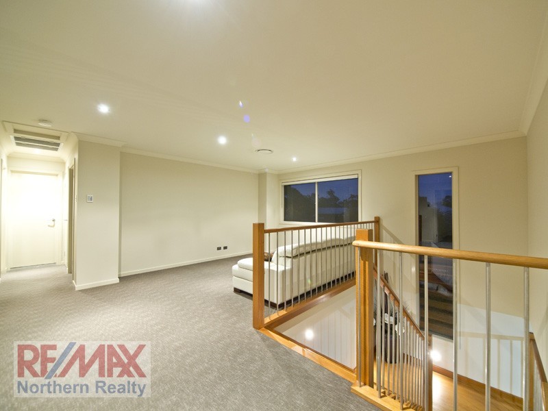 12 Buttonwood Close, Albany Creek QLD 4035