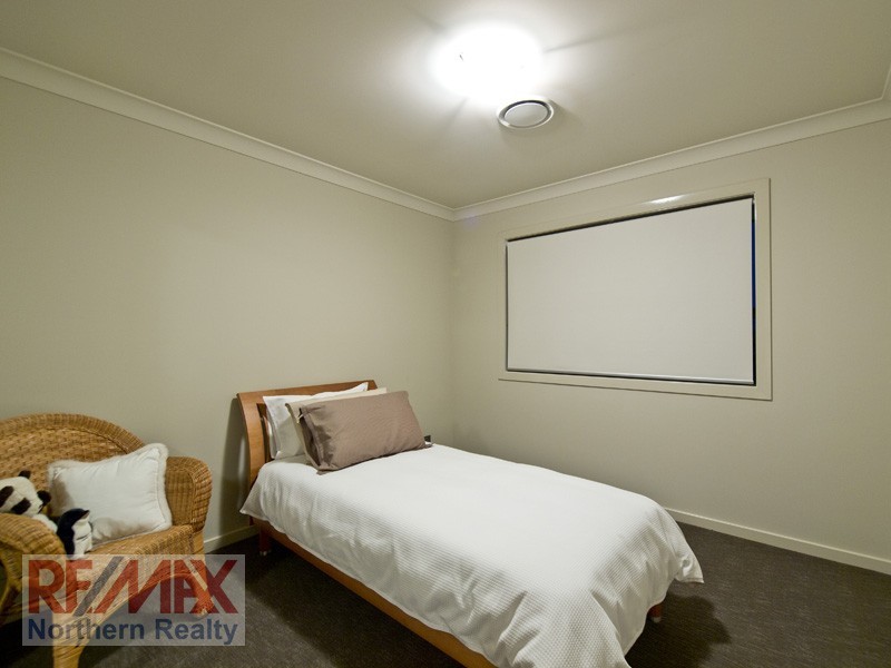 12 Buttonwood Close, Albany Creek QLD 4035