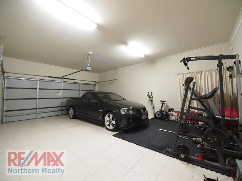 12 Buttonwood Close, Albany Creek QLD 4035