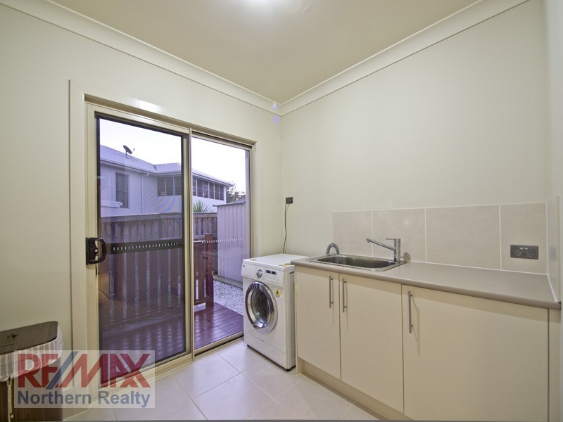 12 Buttonwood Close, Albany Creek QLD 4035