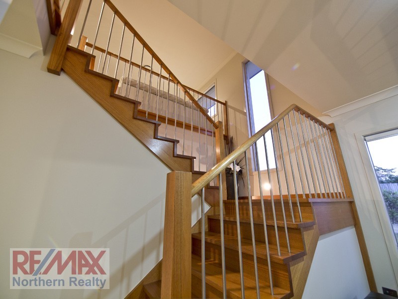 12 Buttonwood Close, Albany Creek QLD 4035