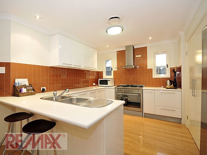 9 Allenby Close, North Lakes QLD 4509