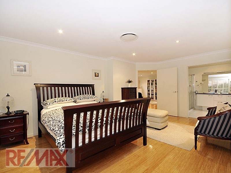 9 Allenby Close, North Lakes QLD 4509