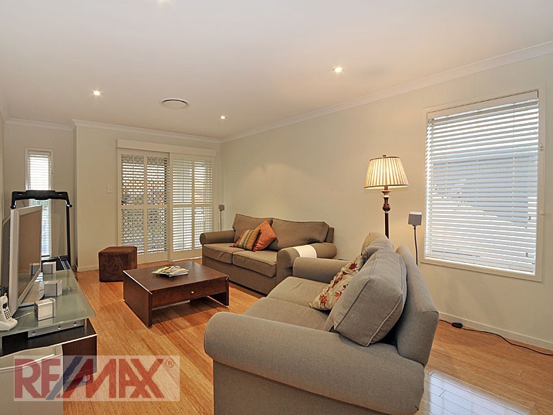 9 Allenby Close, North Lakes QLD 4509