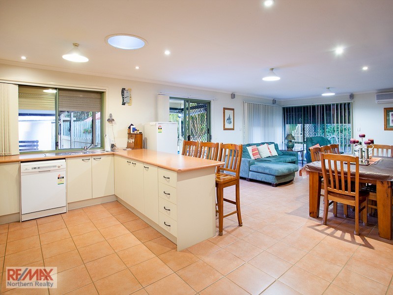 4 Kurrumba Drive, Petrie QLD 4502