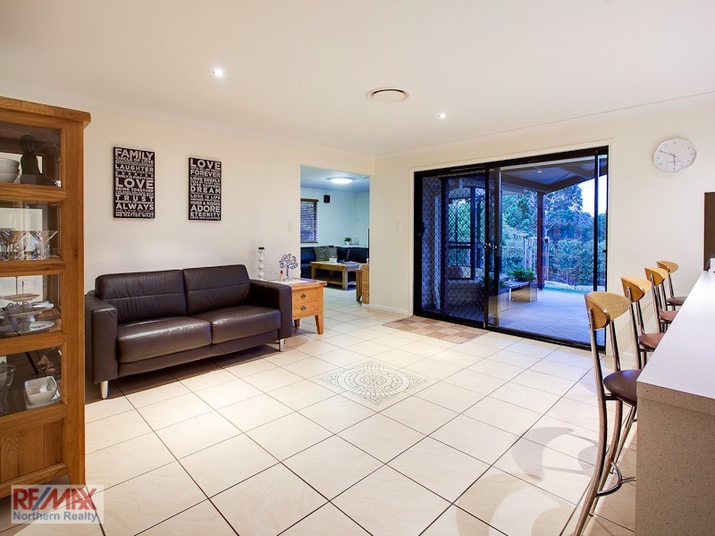 4 Major Court, Cashmere QLD 4500