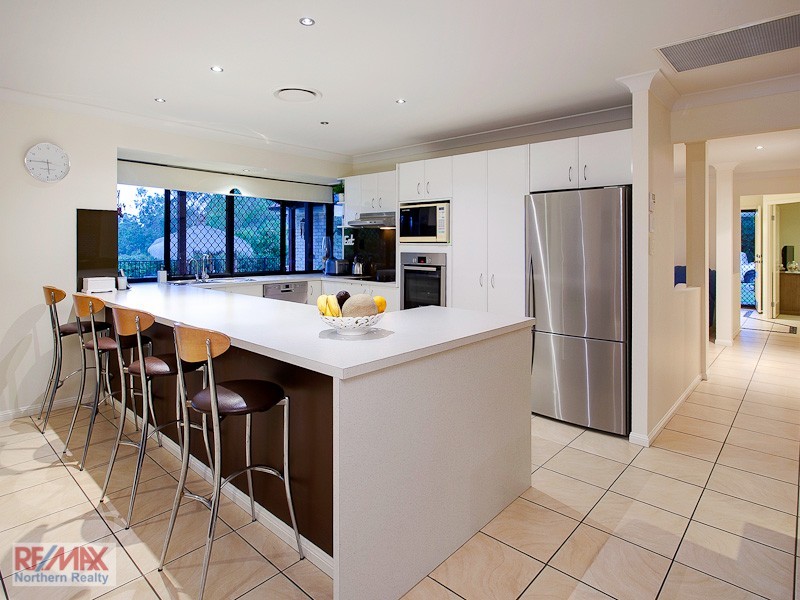 4 Major Court, Cashmere QLD 4500