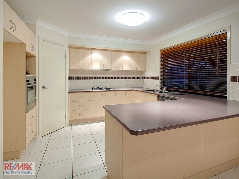 12 Nadine Court, Warner QLD 4500