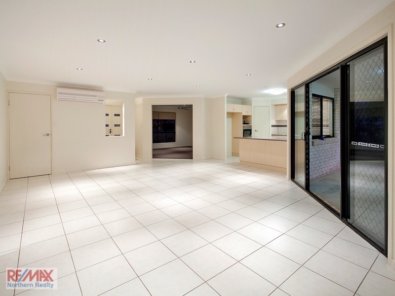 12 Nadine Court, Warner QLD 4500