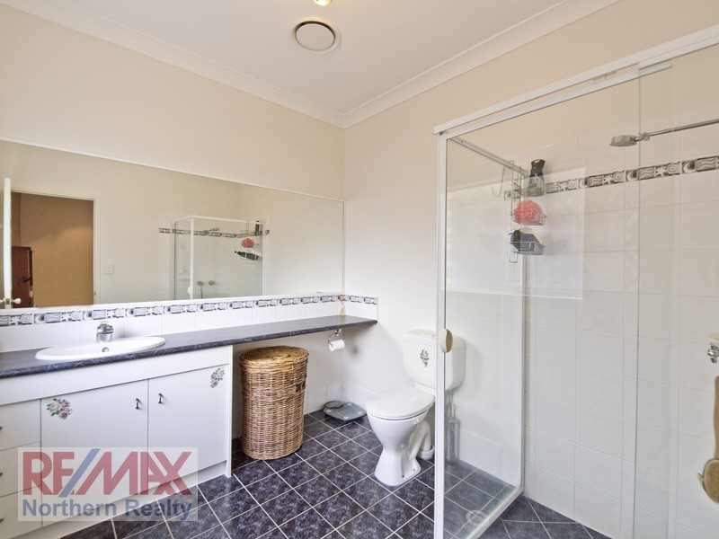 16 GOLD CREEK COURT, Albany Creek QLD 4035