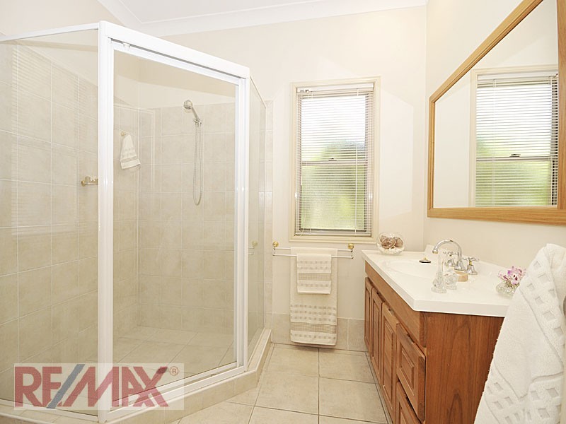 38 Arbour Street, Bridgeman Downs QLD 4035