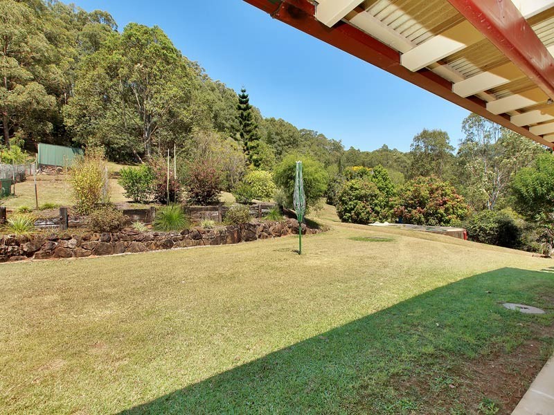 34 Towen View Court, West Woombye QLD 4559