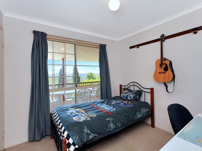 34 Towen View Court, West Woombye QLD 4559