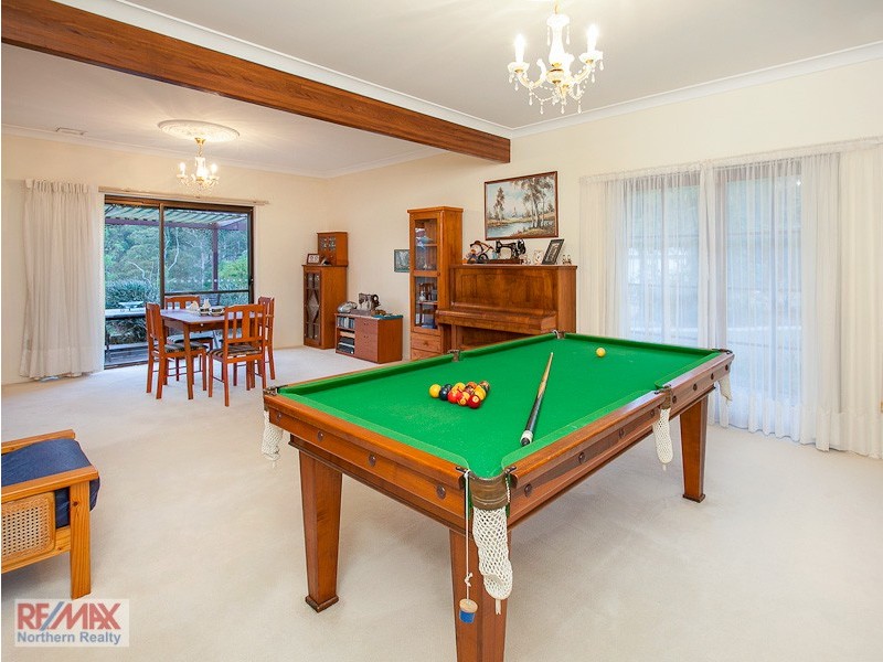7 Denniston Court, Clear Mountain QLD 4500