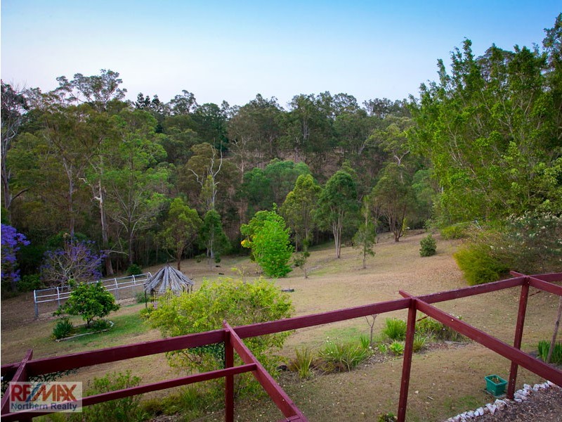 7 Denniston Court, Clear Mountain QLD 4500