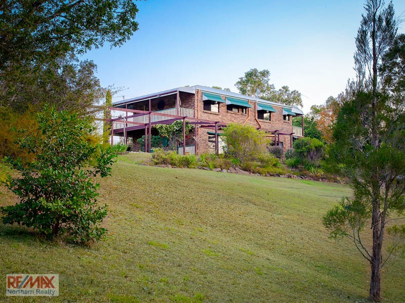 7 Denniston Court, Clear Mountain QLD 4500