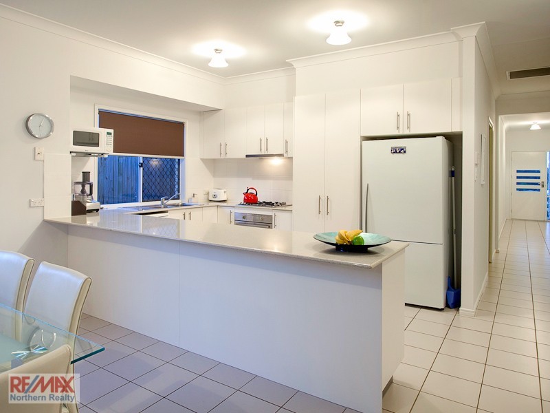 35 Mondial Dve, Warner QLD 4500