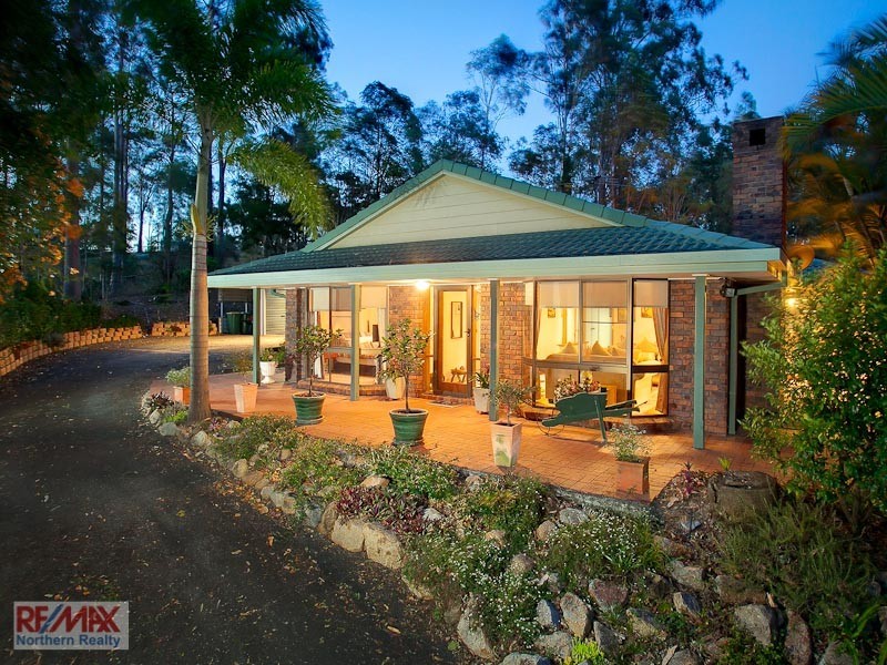 22 Montego Court, Eatons Hill QLD 4037